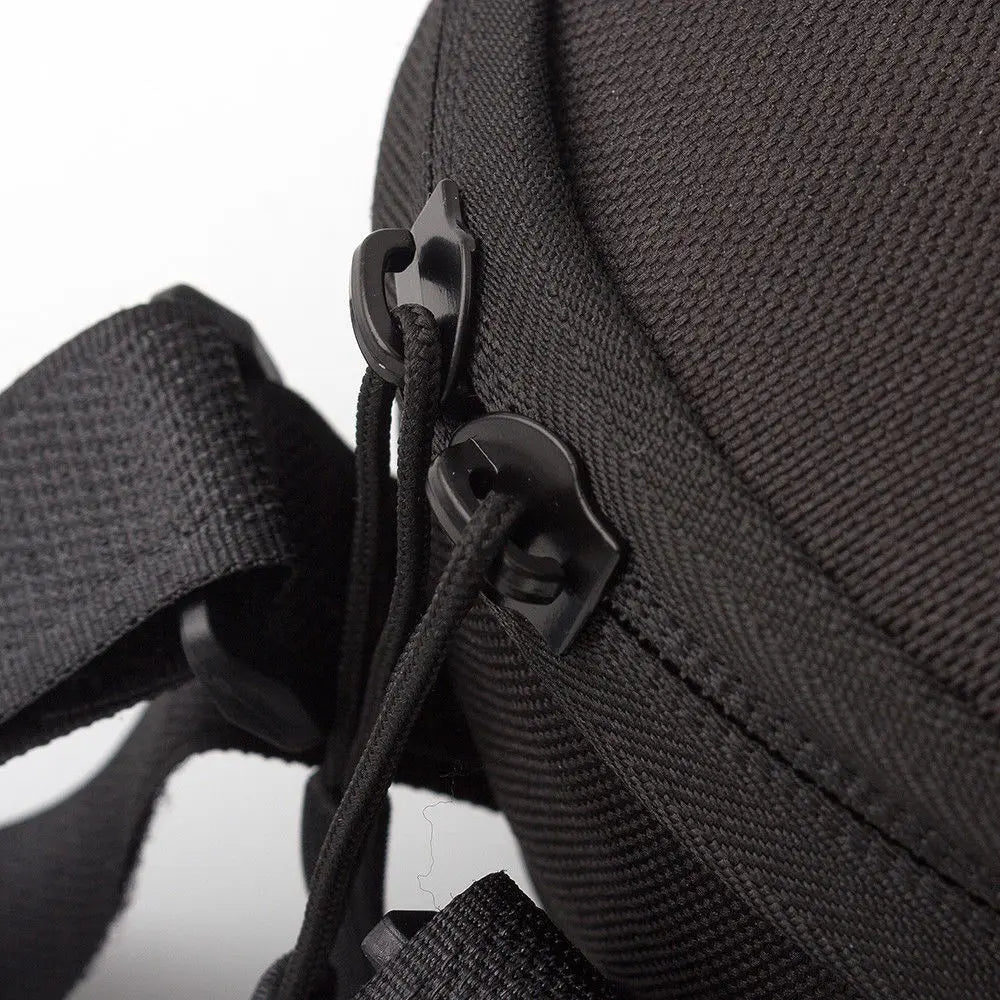 Poche avant multifonctionnelle